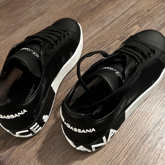 Dolce Gabbana sneakers good condition!